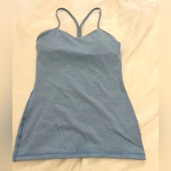 Lululemon workout top - Picture 1 of 2
